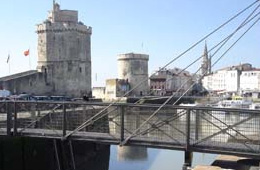 Promenade vers le vieux port.